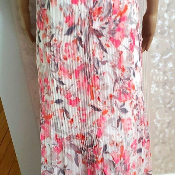 R&K Floral Belt Maxi Dress - Picture 4 of 6
